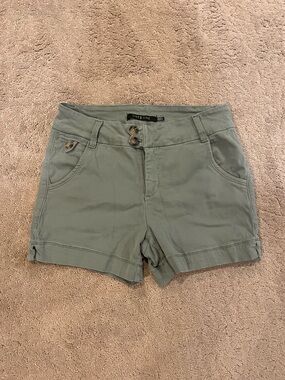 One5One Green Shorts